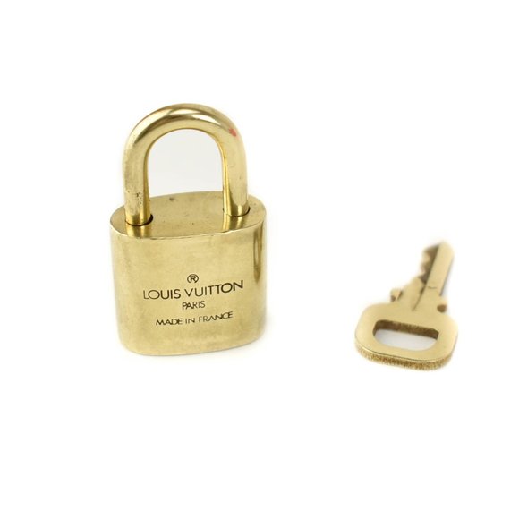 Louis Vuitton Accessories - LOUIS VUITTON: Gold/Brass, Metal "LV" Logo Padlock & Key Set #306 (sz)